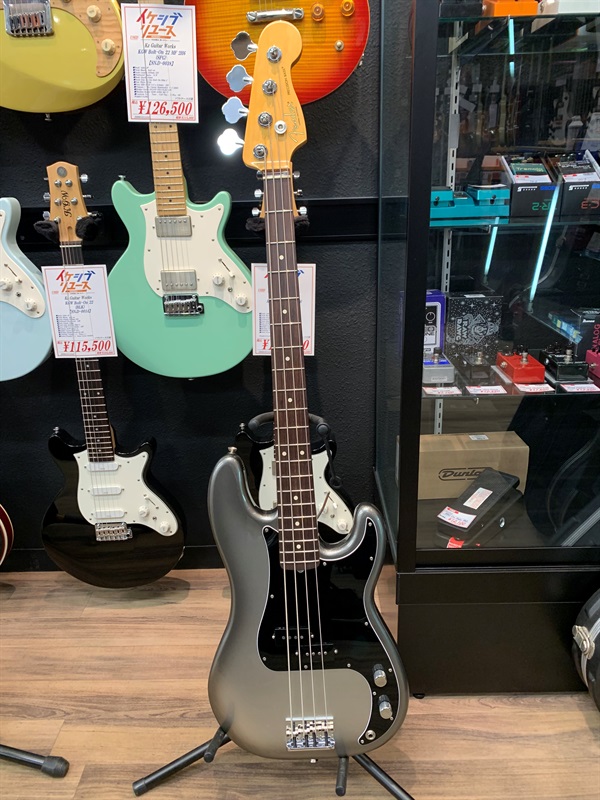 Fender USA American Professional II Precision Bassの画像